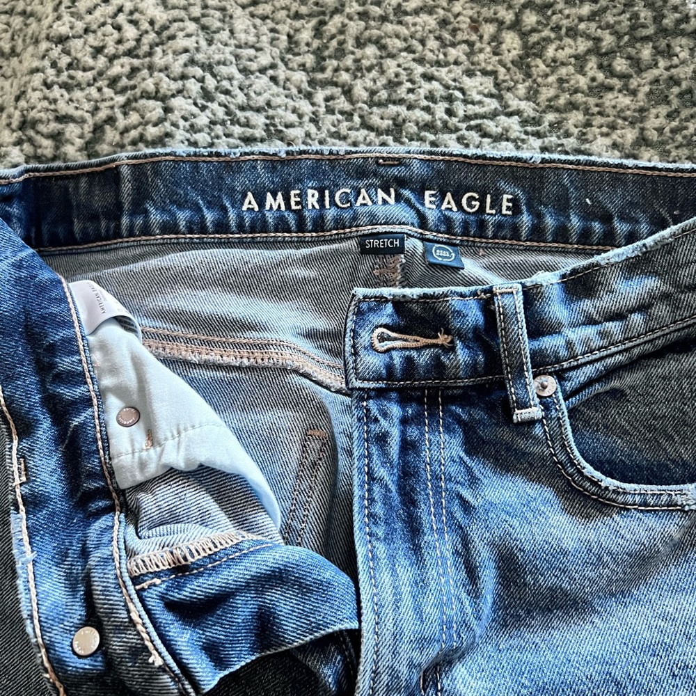 American Eagle Straight Leg Jeans